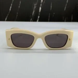 NEW AM0426S 005 ALEXANDER MCQUEEN IVORY WOMAN SUNGLASSES ALEXANDER MCQUEEN Sunglasses AM0426S 005 Ivory 2024 main image 2